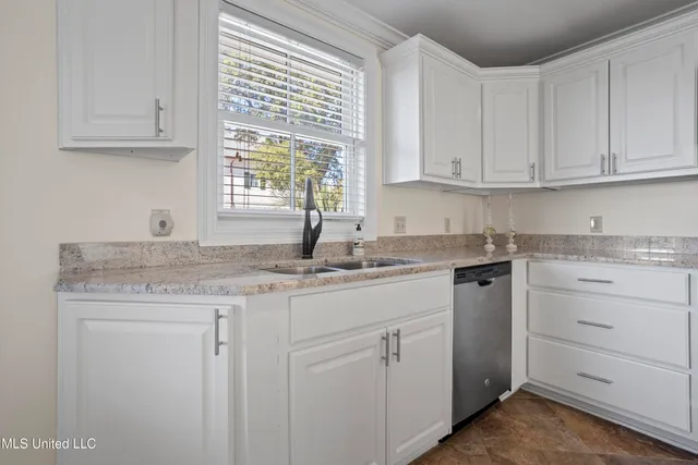 $1,650,000 | 1016 Beach Boulevard, Biloxi, MS 39530