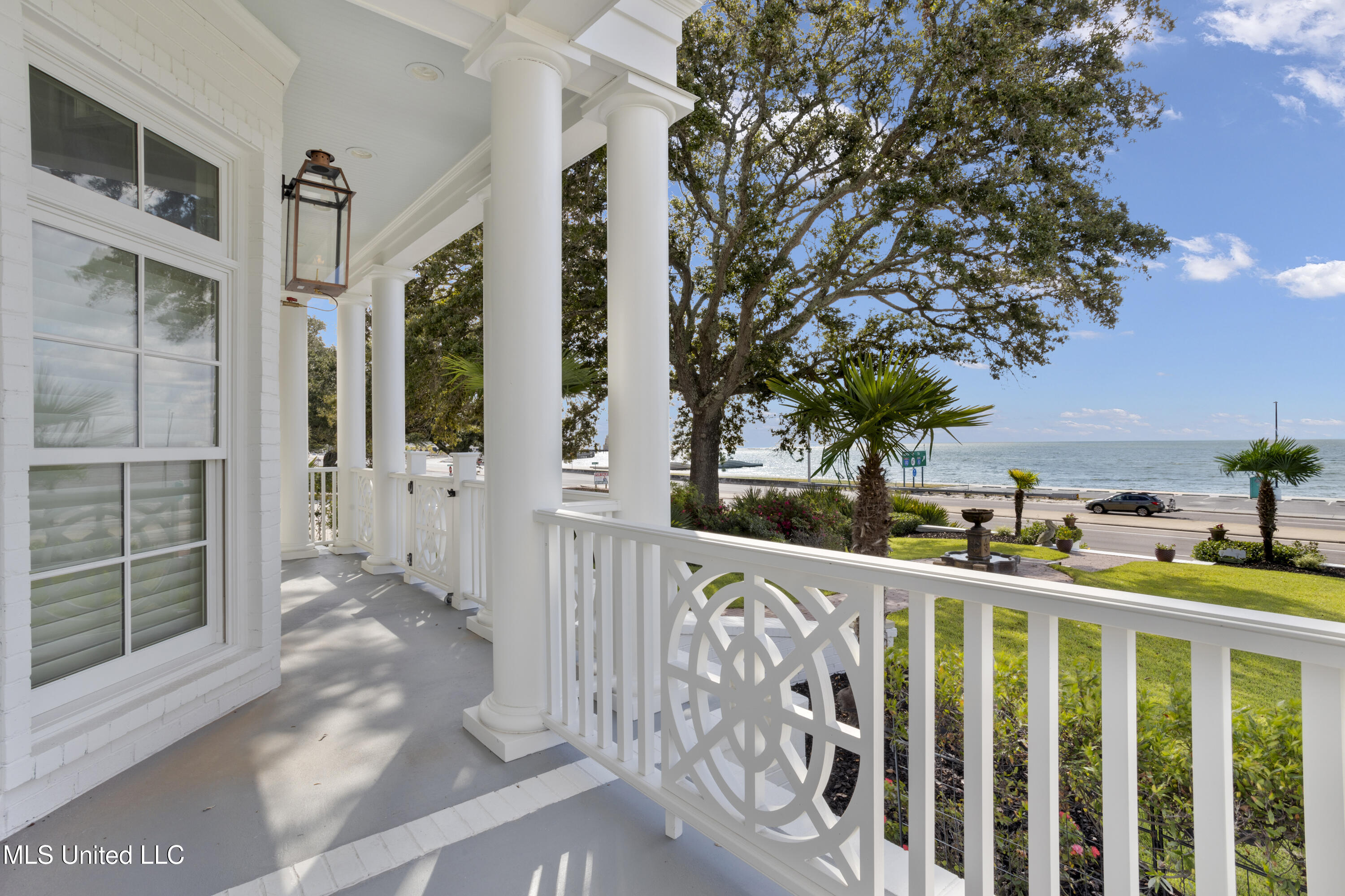 1016 Beach Boulevard Biloxi, MS 39530 - Photo 13 of 118 013