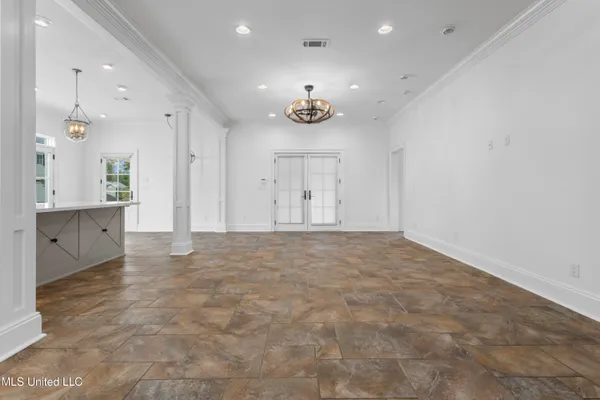 $1,495,000 | 1016 Beach Boulevard, Biloxi, MS 39530