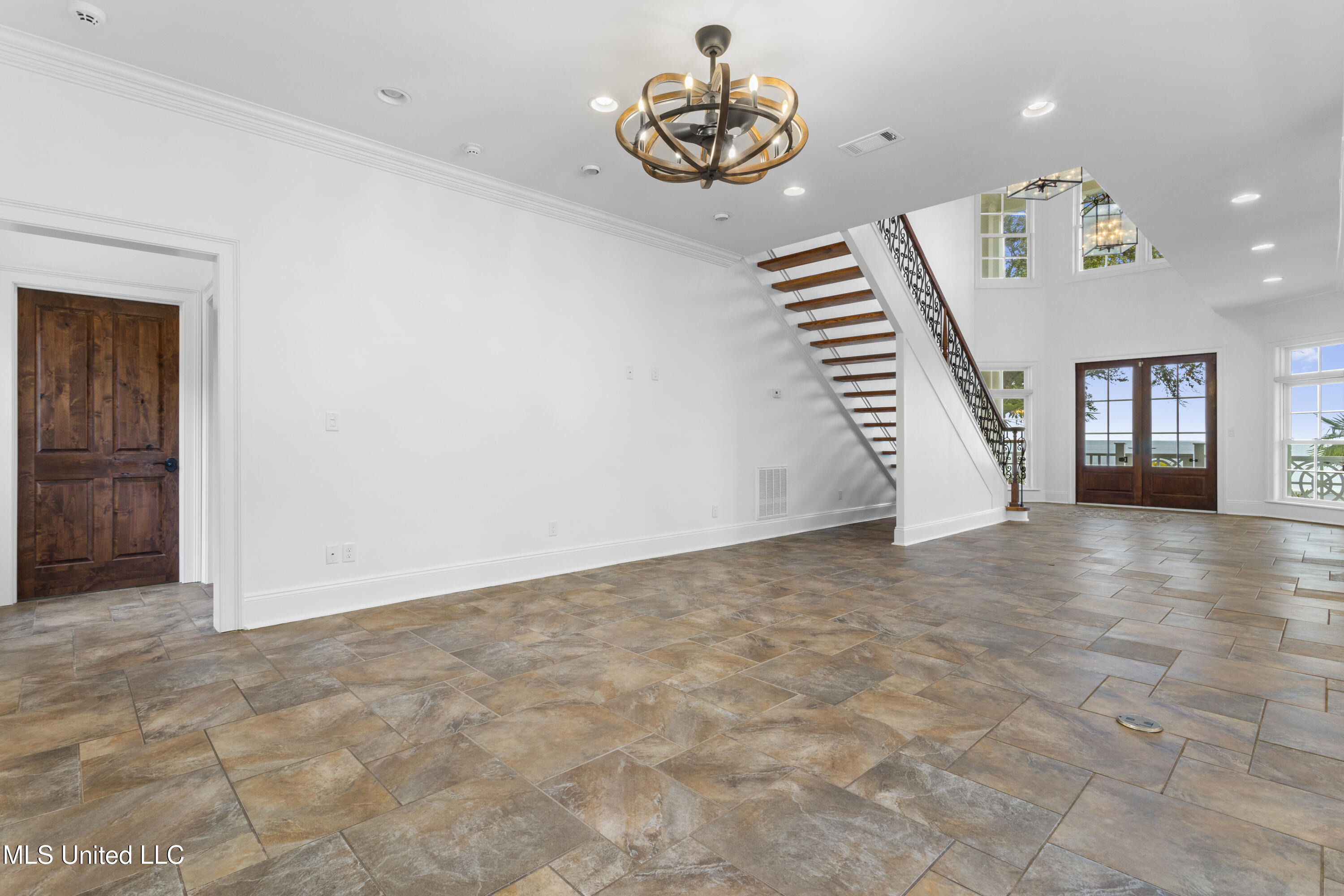 1016 Beach Boulevard Biloxi, MS 39530 - Photo 30 of 118 030