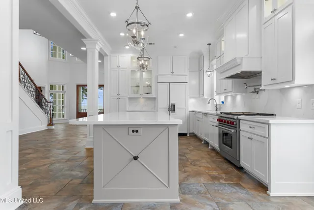 $1,650,000 | 1016 Beach Boulevard, Biloxi, MS 39530