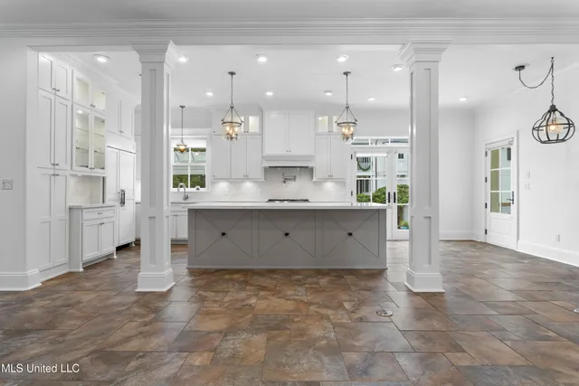 $1,650,000 | 1016 Beach Boulevard, Biloxi, MS 39530