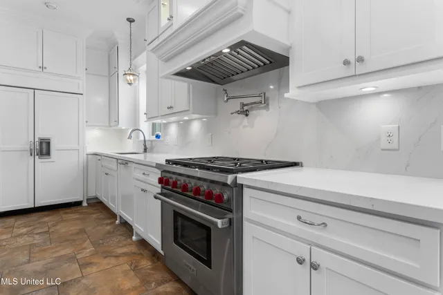 $1,650,000 | 1016 Beach Boulevard, Biloxi, MS 39530