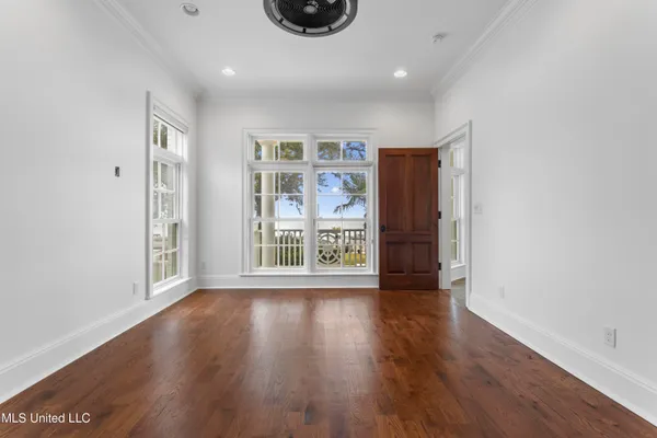 $1,495,000 | 1016 Beach Boulevard, Biloxi, MS 39530