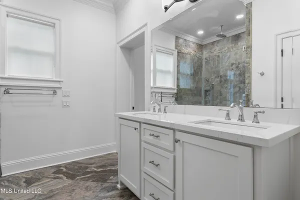 $1,495,000 | 1016 Beach Boulevard, Biloxi, MS 39530