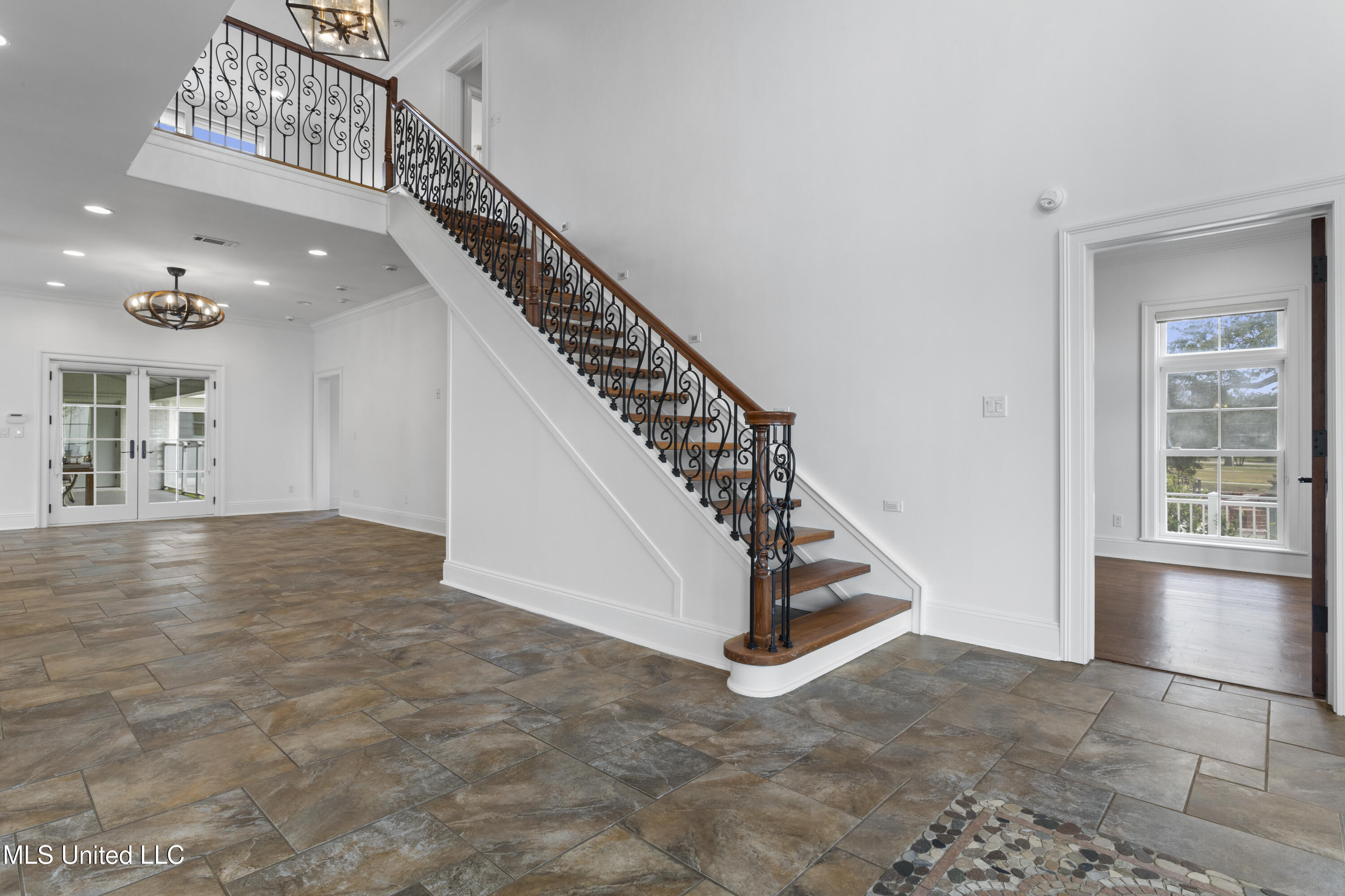 1016 Beach Boulevard Biloxi, MS 39530 - Photo 51 of 118 051