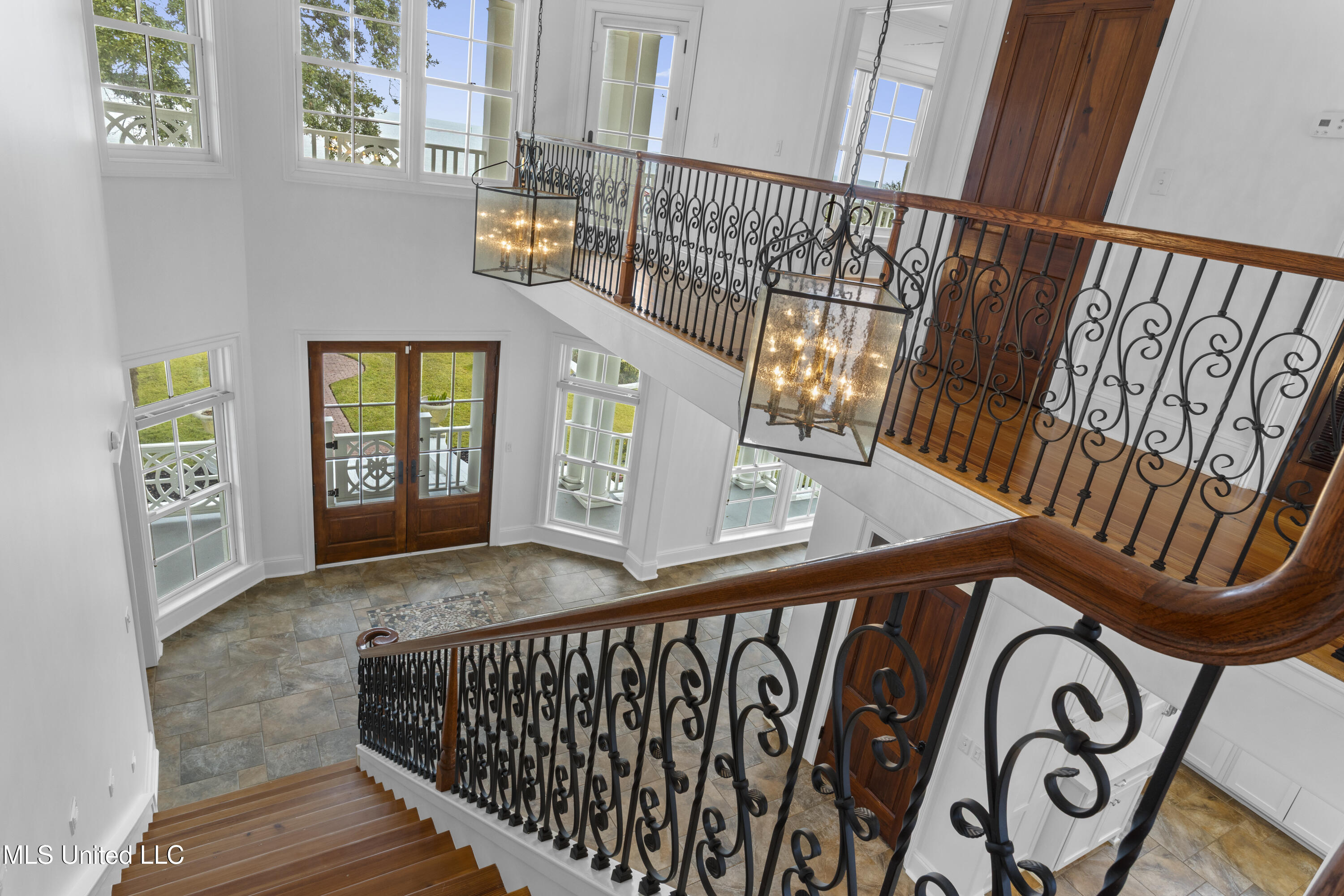 1016 Beach Boulevard Biloxi, MS 39530 - Photo 53 of 118 053