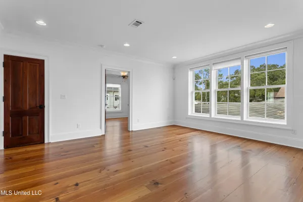 $1,495,000 | 1016 Beach Boulevard, Biloxi, MS 39530