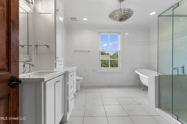 $1,495,000 | 1016 Beach Boulevard, Biloxi, MS 39530