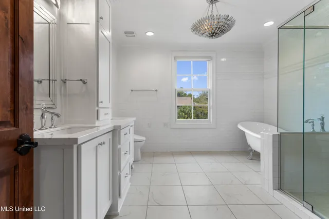 $1,650,000 | 1016 Beach Boulevard, Biloxi, MS 39530