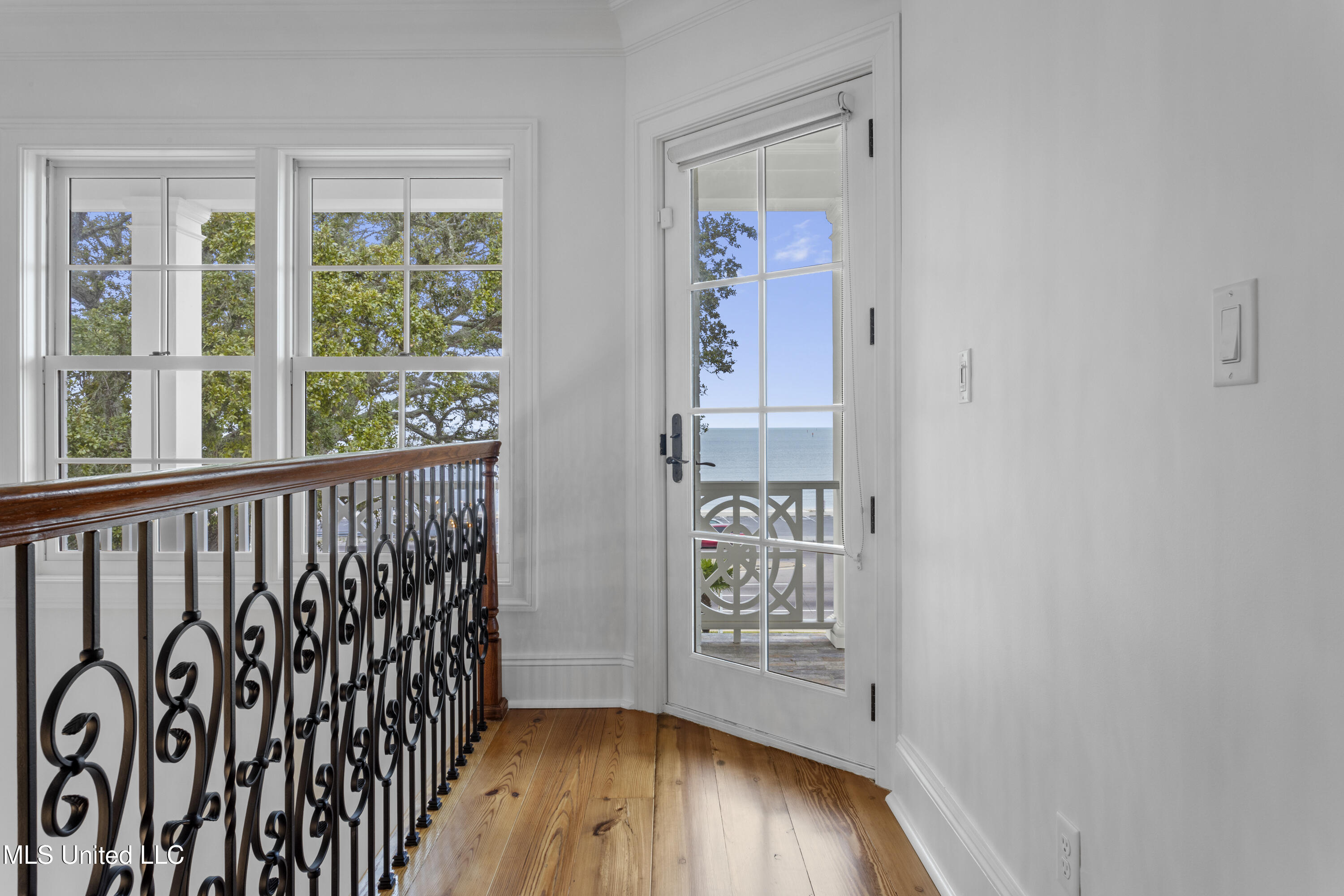 1016 Beach Boulevard Biloxi, MS 39530 - Photo 84 of 118 084