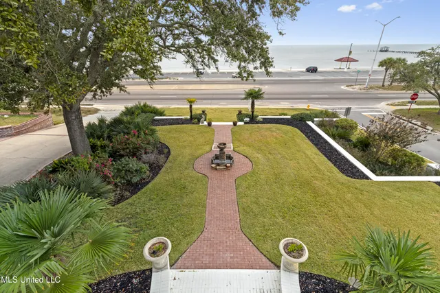 $1,650,000 | 1016 Beach Boulevard, Biloxi, MS 39530