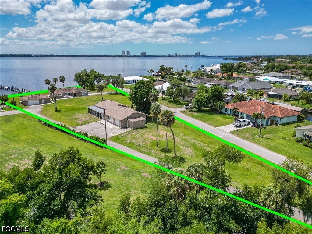 1808 Stevenson Road North Fort Myers, FL 33917 - Photo 5 of 49