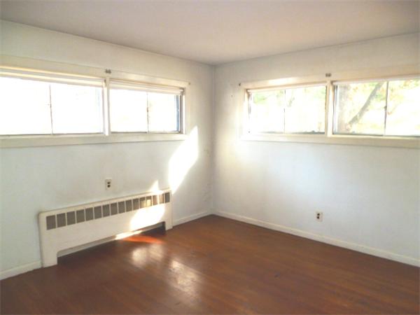 17 Fairmeadow Road Wilmington, MA 01887 - Photo 7 of 12 Gallery Image 7