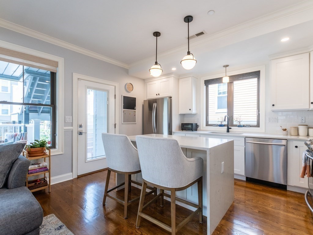 51 Iffley Road, Unit 2 Boston, MA 02130 - Photo 9 of 29 Gallery Image 9