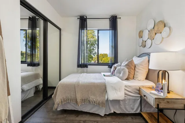 $649,000 | 711 South Bayshore Boulevard, Unit 23, San Mateo, CA 94401