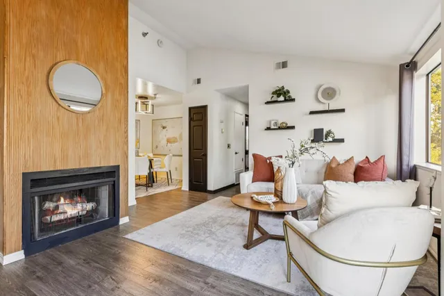 $649,000 | 711 South Bayshore Boulevard, Unit 23, San Mateo, CA 94401