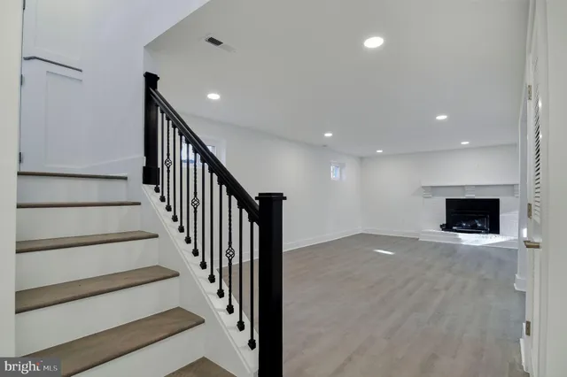 $887,900 | 2016 Spring Grove Drive, Accokeek, MD 20607