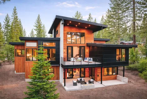 $5,195,000 | 9337 Heartwood Drive, Truckee, CA 96161