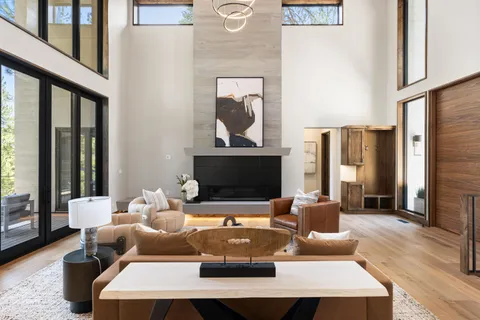 $5,195,000 | 9337 Heartwood Drive, Truckee, CA 96161