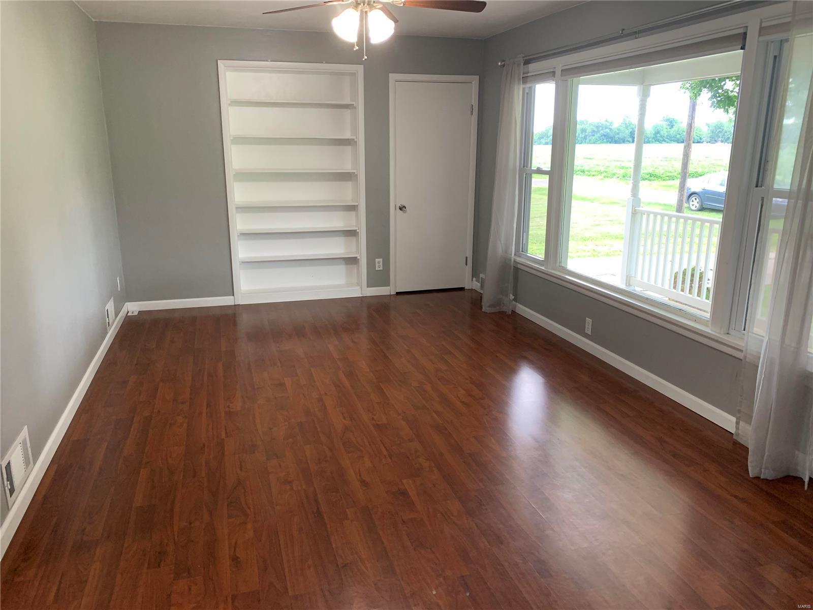 1315 Wilson Street South Roxana, IL 62087 - Photo 3 of 13