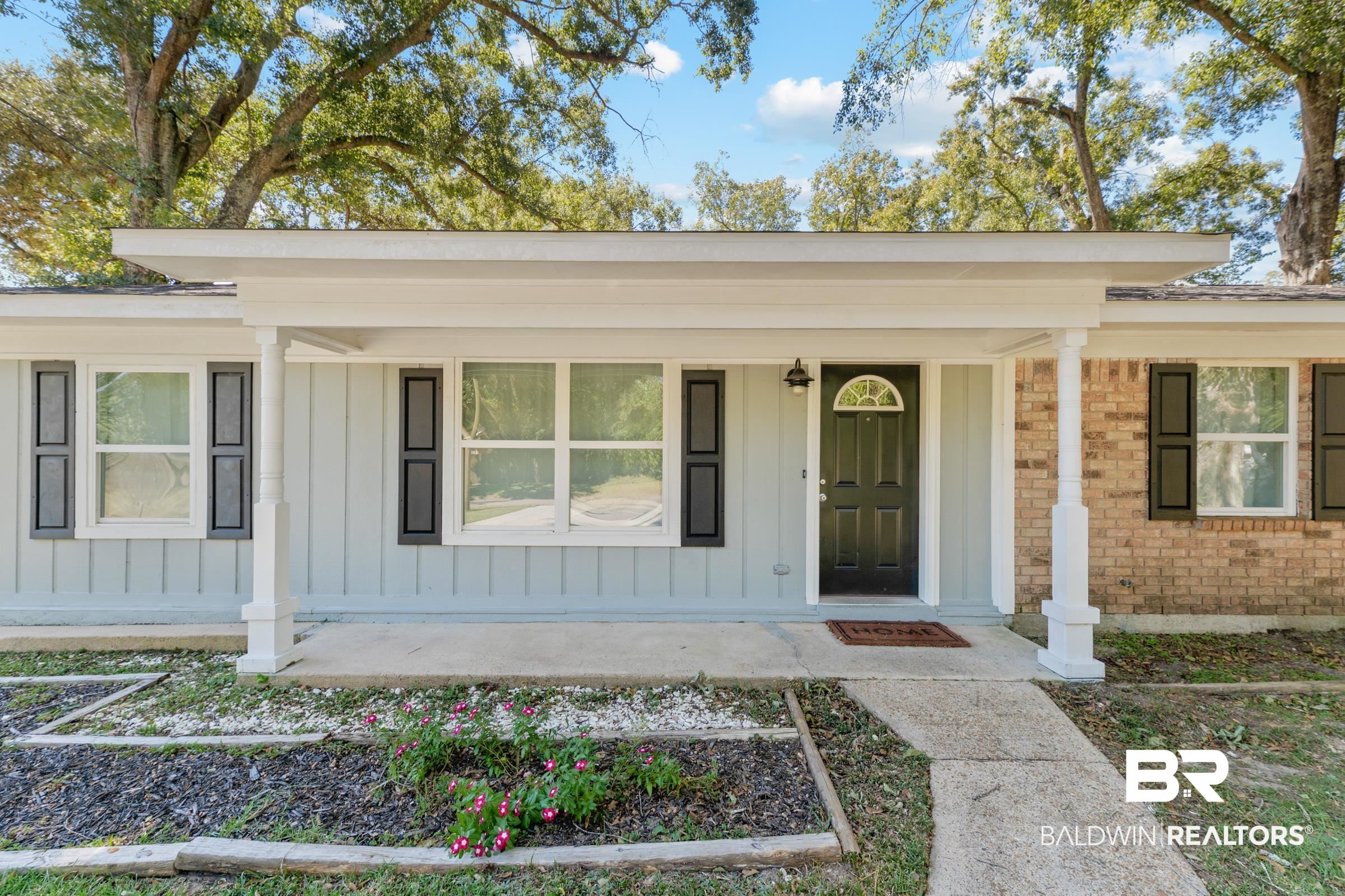 6371 Barnes Road Theodore, AL 36582 - Photo 4 of 30