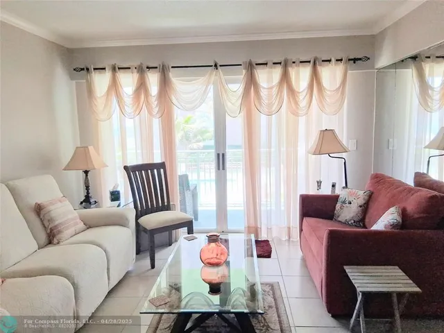 $4,000 | 1035 Hillsboro Mile, Unit 25, Hillsboro Beach, FL 33062