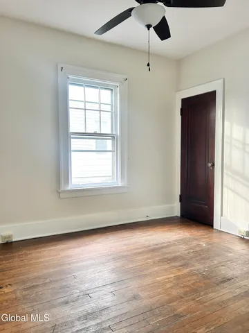 $1,900 | 1204 19th Street, Unit 1, Watervliet, NY 12189