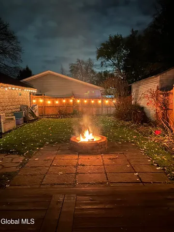 $1,900 | 1204 19th Street, Unit 1, Watervliet, NY 12189