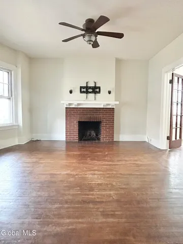 $1,900 | 1204 19th Street, Unit 1, Watervliet, NY 12189