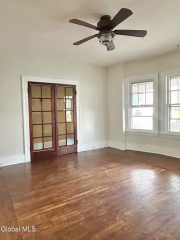 $1,900 | 1204 19th Street, Unit 1, Watervliet, NY 12189