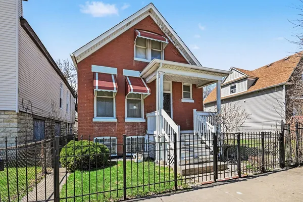$179,900 | 542 North Lavergne Avenue, Chicago, IL 60644