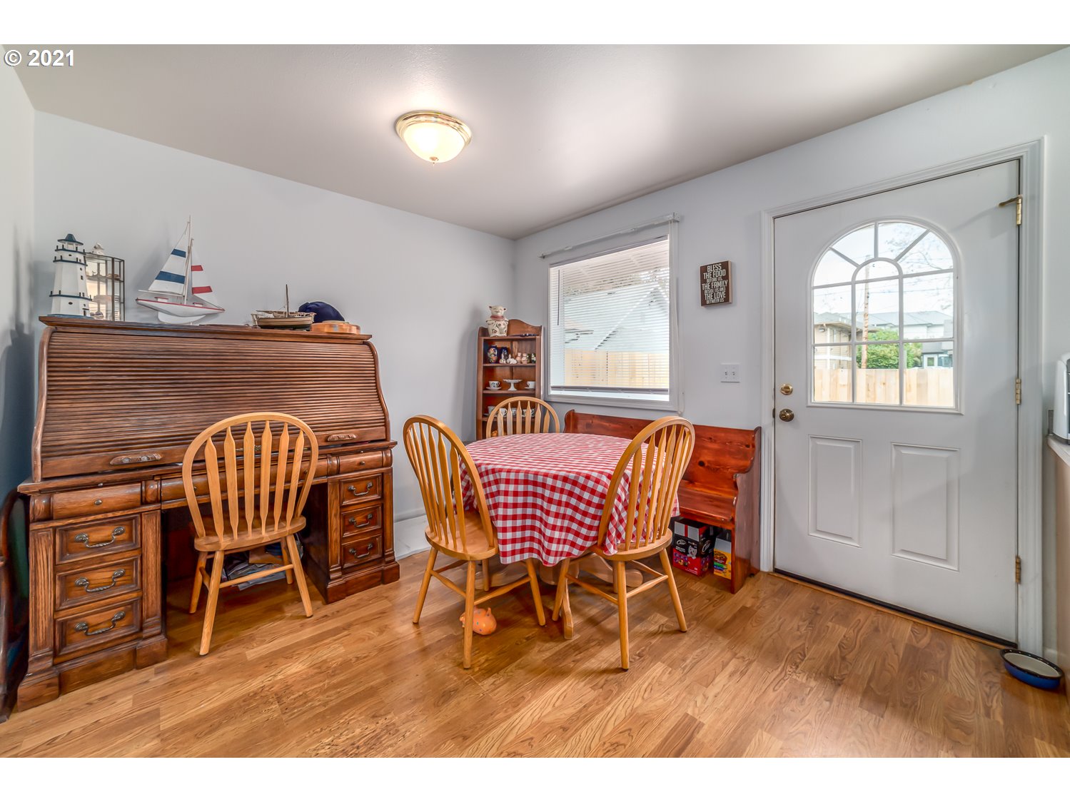 409 Mill Street Springfield, OR 97477 - Photo 11 of 23