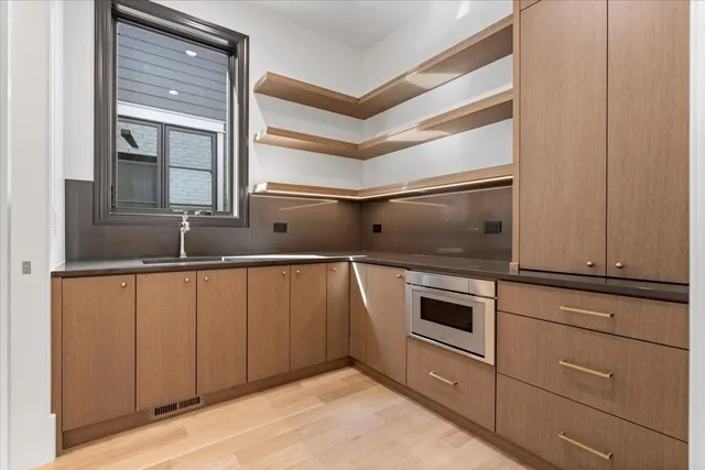 $4,000,000 | 2717 North Dayton Street, Chicago, IL 60614