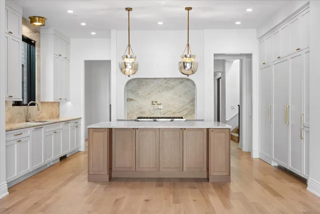 $4,000,000 | 2717 North Dayton Street, Chicago, IL 60614