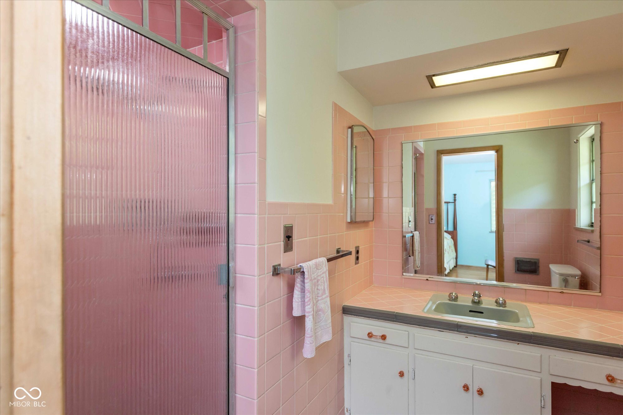 7401 Spring Mill Road Indianapolis, IN 46260 - Photo 15 of 25 Gallery Image 15
