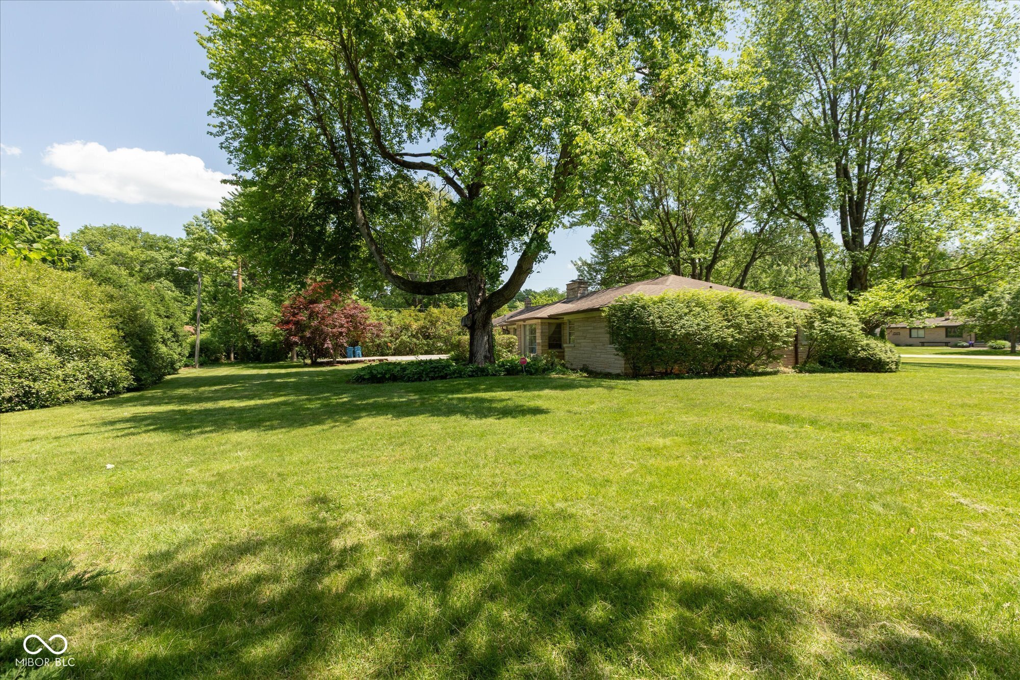 7401 Spring Mill Road Indianapolis, IN 46260 - Photo 25 of 25 Gallery Image 25