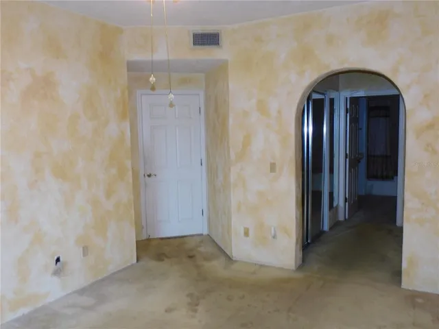 $200,000 | 525 Via Verona Lane, Unit 104, Altamonte Springs, FL 32714