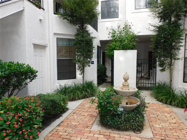 $200,000 | 525 Via Verona Lane, Unit 104, Altamonte Springs, FL 32714