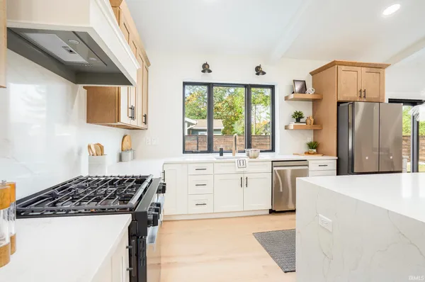 $715,000 | 52335 Gumwood Road, Granger, IN 46530