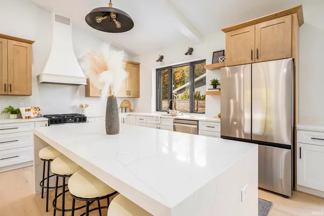 $775,000 | 52335 Gumwood Road, Granger, IN 46530