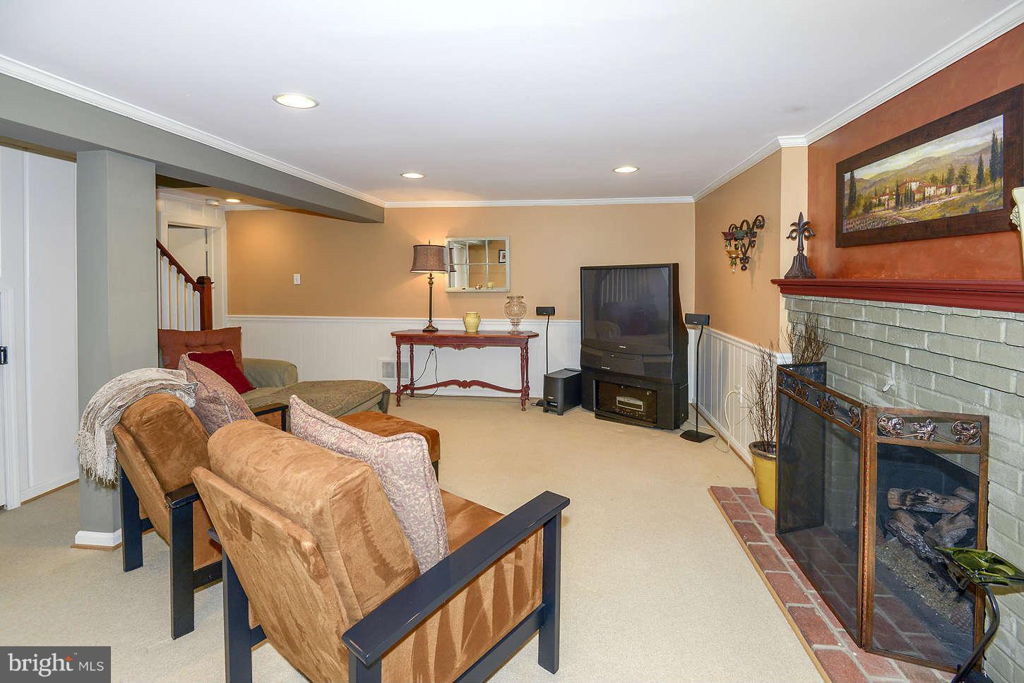 8204 Custer Road Bethesda, MD 20817 - Photo 23 of 30 Family Room