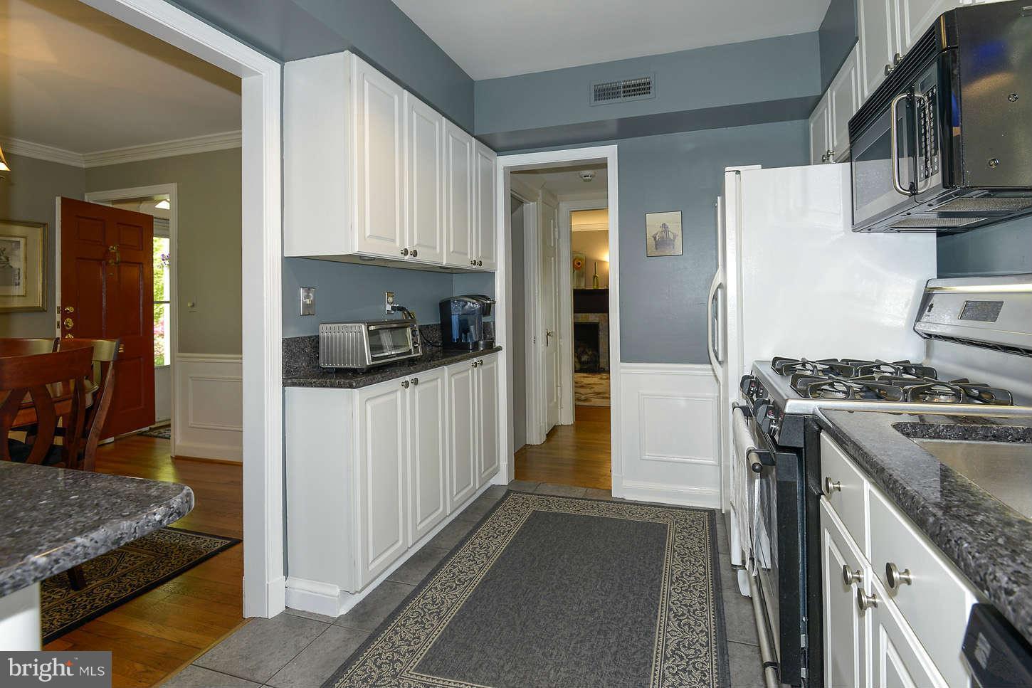 8204 Custer Road Bethesda, MD 20817 - Photo 8 of 30 Kitchen