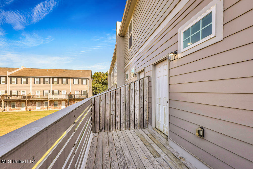 103 East Orchard Loop, Unit 103 D'Iberville, MS 39540 - Photo 11 of 18 103OrchardLoop-13