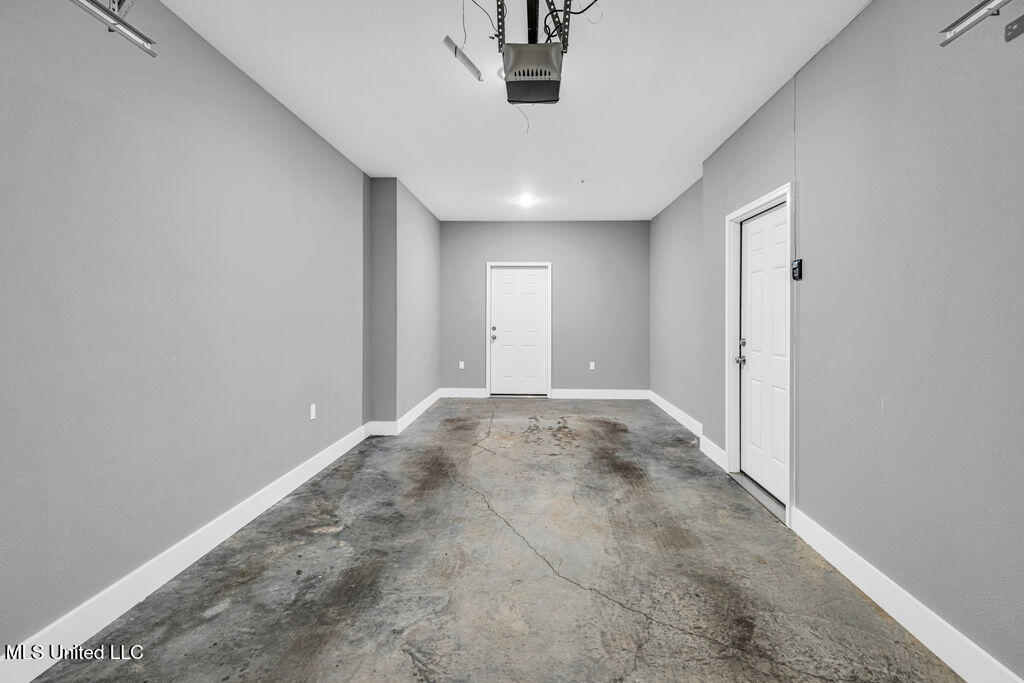 103 East Orchard Loop, Unit 103 D'Iberville, MS 39540 - Photo 3 of 18 103OrchardLoop-22