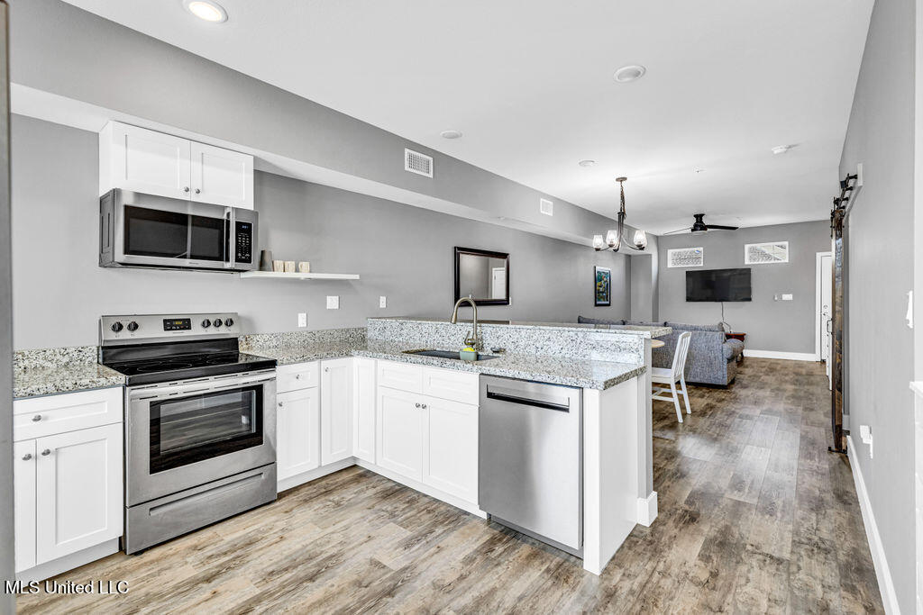 103 East Orchard Loop, Unit 103 D'Iberville, MS 39540 - Photo 8 of 18 103OrchardLoop-8