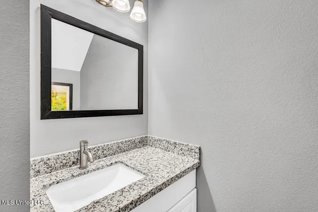 $2,970 | 103 East Orchard Loop, Unit 103, D'Iberville, MS 39540