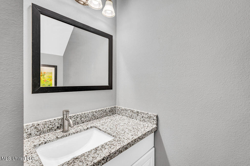 103 East Orchard Loop, Unit 103 D'Iberville, MS 39540 - Photo 9 of 18 103OrchardLoop-11