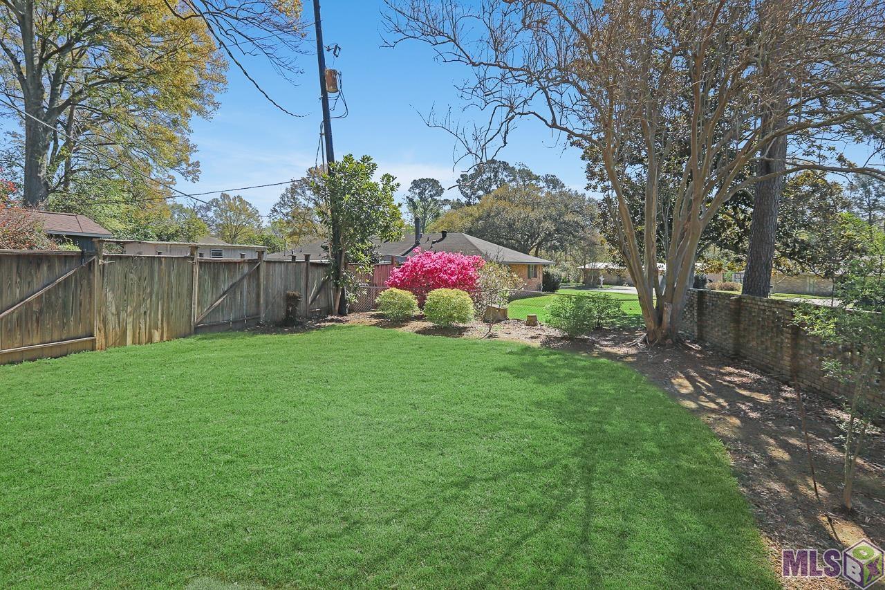 7005 Whitlow Drive Baton Rouge, LA 70808 - Photo 4 of 21