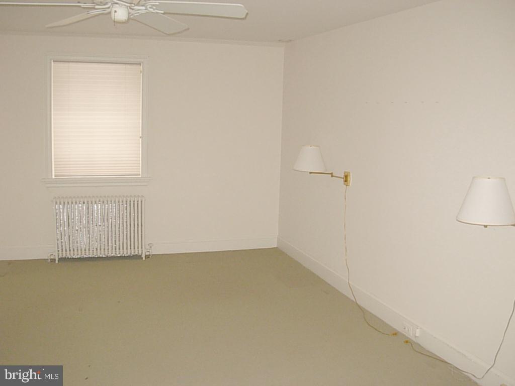 1326 Hillcrest Road Lancaster, PA 17603 - Photo 15 of 17 Gallery Image 15